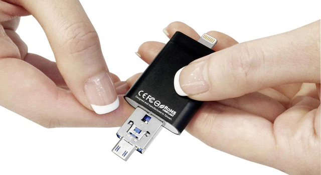 USB-flash PhotoFast i-Flashdrive EVO Plus 16Gb Black (USB-microUSB/Lightning)   