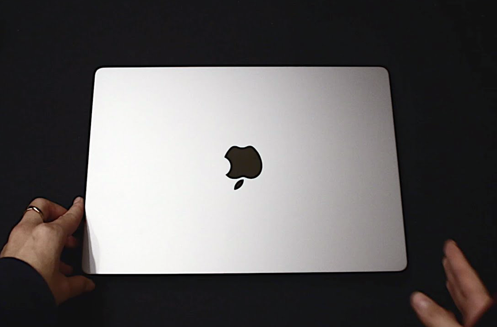 MacBook Pro 2023. Для кого вони? Досвід використання