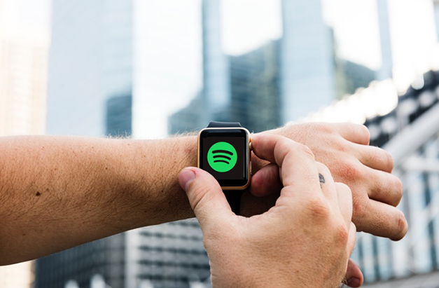 Теперь Spotify на Apple Watch можно запускать и без iPhone