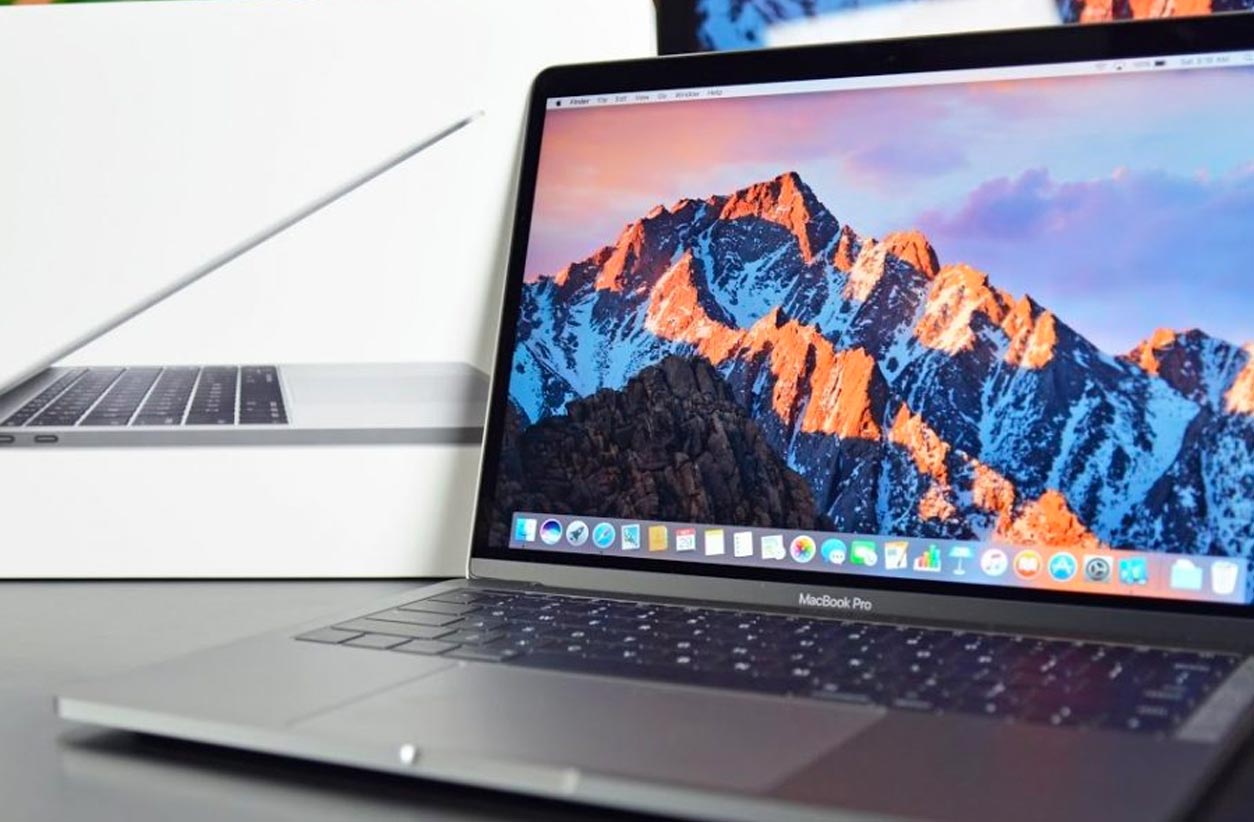 Навіщо купувати б/у MacBook: економія чи унікальність?